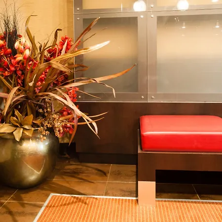 Le Chabrol Hotel & Suites-2